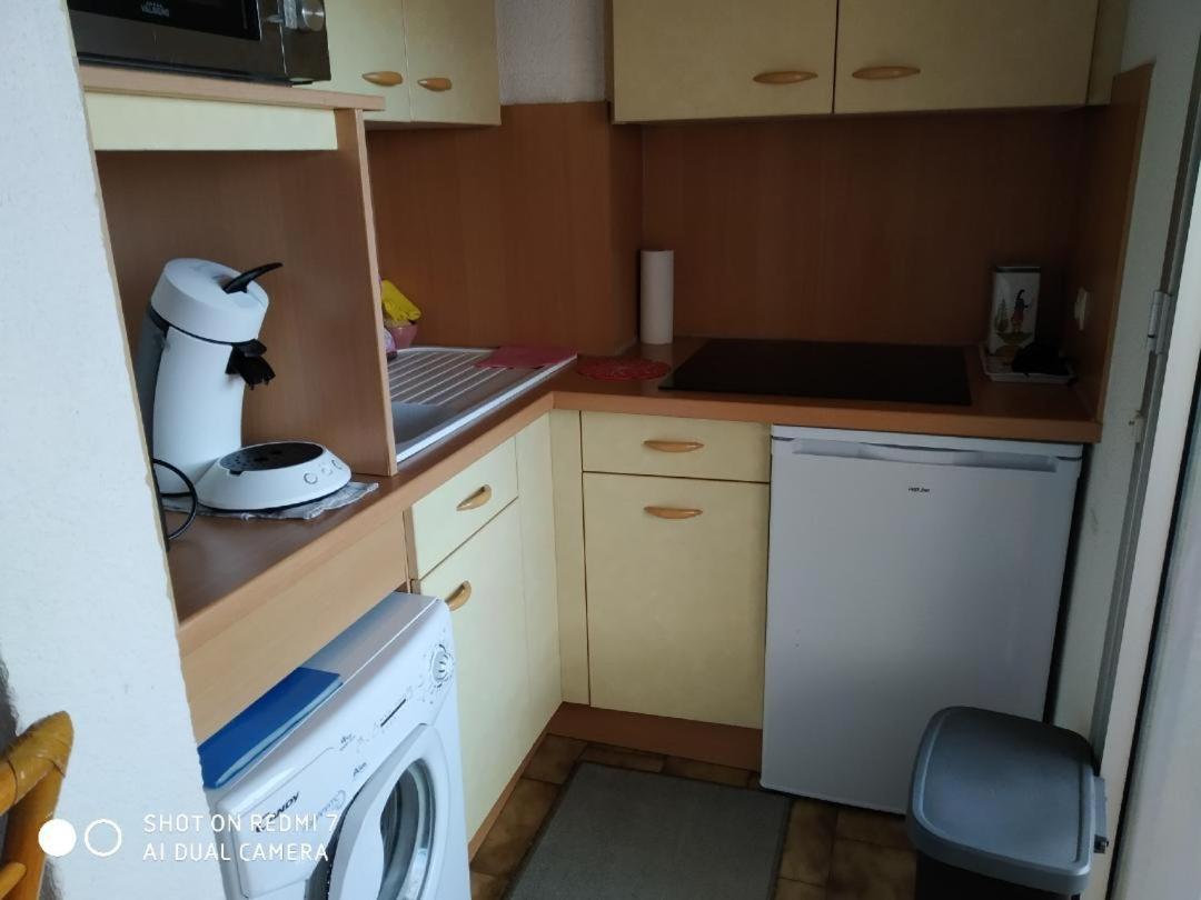 Appartement T2 Vue Mer Et Port,2 Balcons, Parking Prive Canet-en-Roussillon Exterior foto